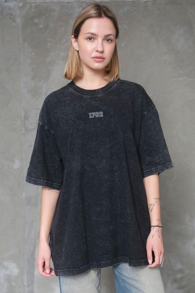 Жіноча Виварена Оверсайз Футболка Without Washed З Принтом Mcqueen Black 8056153 фото